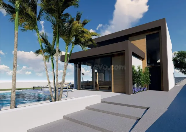 Villa moderna de obra nueva en construcción con piscina en C