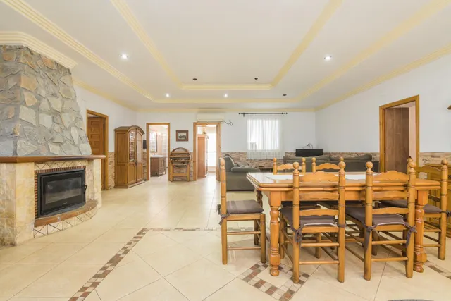¡chalet con piscina y gran parcela en Redován! — 20