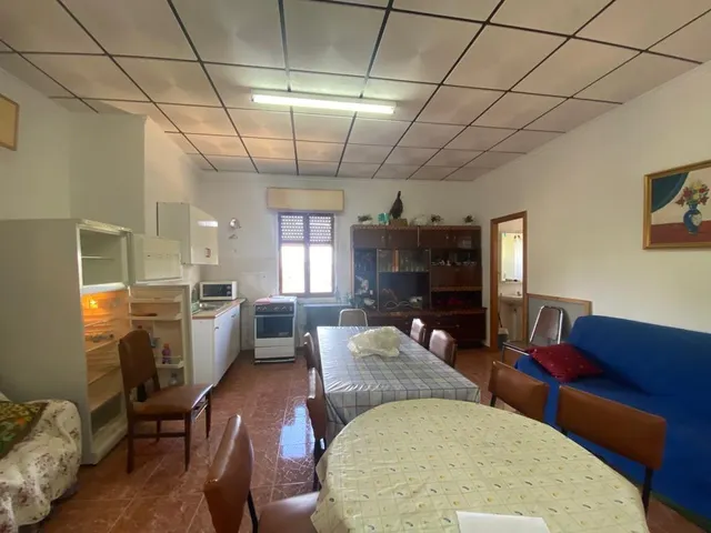 Terreno rústico 6.552m2 con una casa — 5