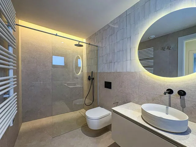 Moderna villa de lujo con 4 dormitorios y piscina privada con vistas a la montaña en Ciudad Quesada(Alicante) — 16