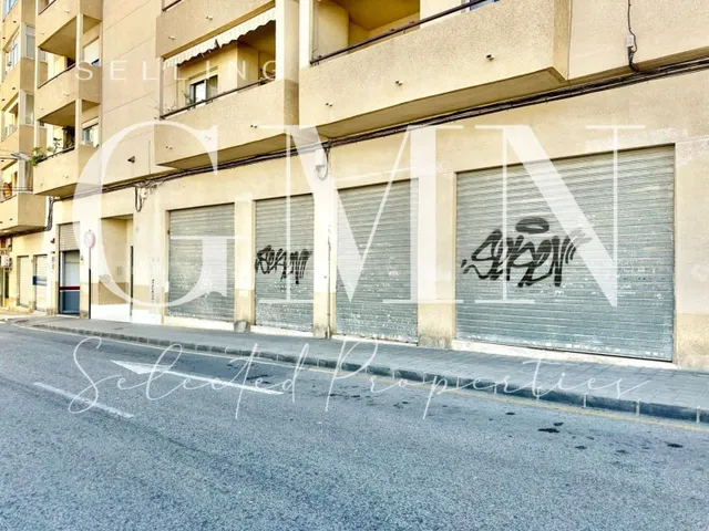 Local comercial 327m² en venta - Centro
