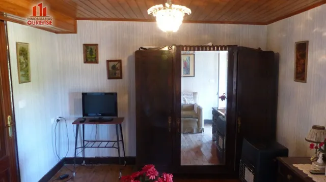 CASA SEÑORIAL PARA REFORMAR EN LOS ALREDEDORES DE ALLARIZ. — 28