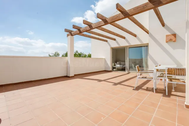 Ático exclusivo con gran terraza y vistas al mar - foto 3
