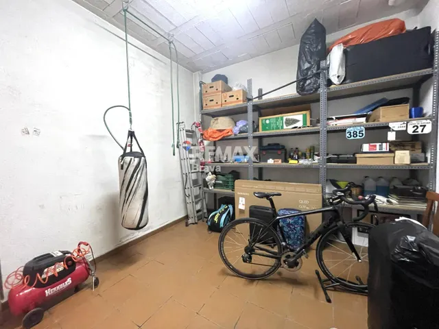 Amplio Adosado en Sarria de Ter - Ideal para Entrar a Vivir — 34