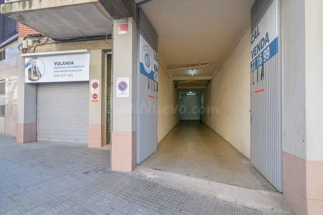 Bases de Manresa-Local comercial en venta reformado de 380 m - foto 4