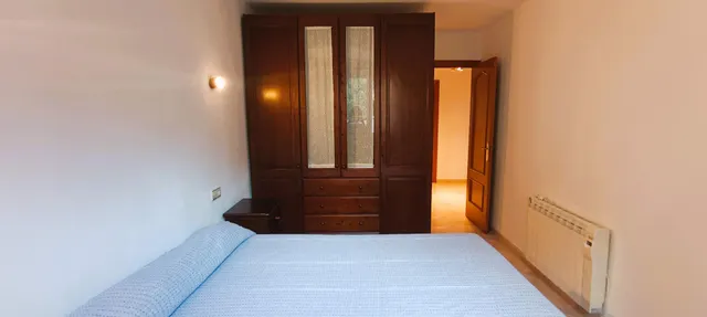 Piso luminoso junto a la playa con terraza y vistas parciales al mar en la gruta — 24