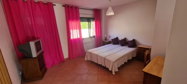 CASA REFORMADA USO HOTELERO EN SANTA COMBA — 31