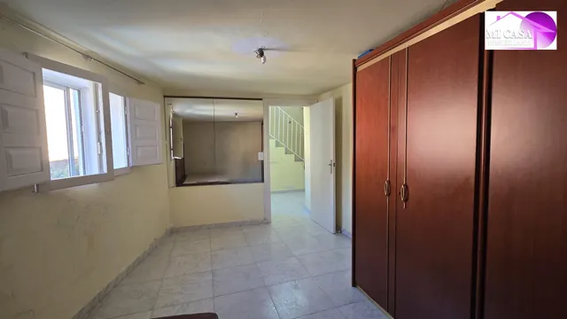 Casa en villarroya con terraza, trastero y vistas — 10