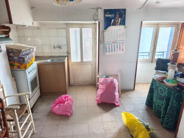 Casa semi reformada en venta — 10