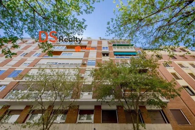 PISO EN VENTA EN LOPE DE RUEDA — 30