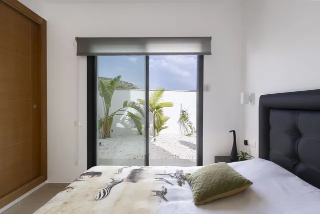 Chalet 4 habitaciones 199m² en venta - South of spain — 28