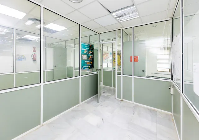 Alquiler de local del 200 metros en alcazar del genil — 12