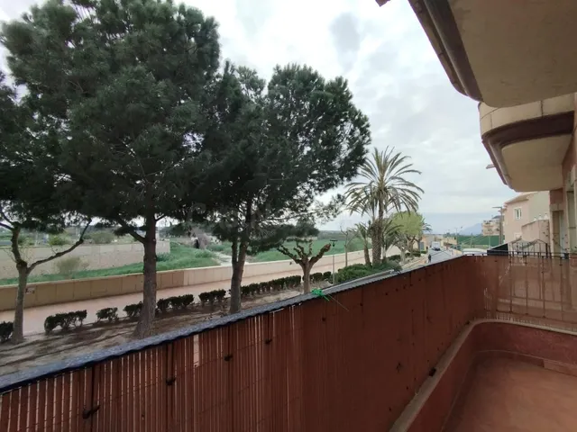 Amplio apartamento con vistas abiertas en Formentera del Seg - foto 3