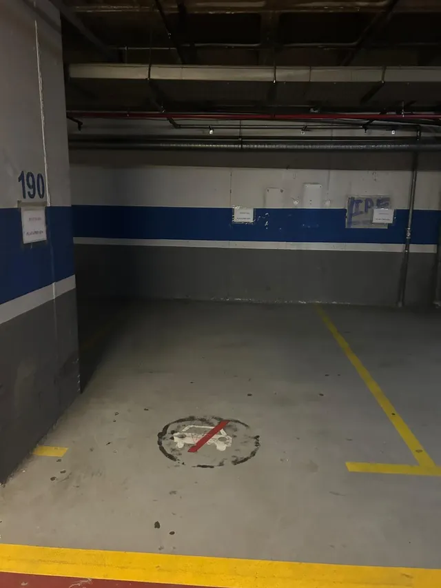 ALQUILER PLAZA PK EN EIX MACIA, SABADELL — 3