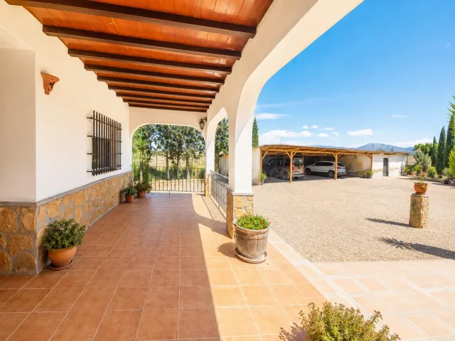 Espléndida Villa de Lujo en el Valle del Sol por €480,000 - foto 2