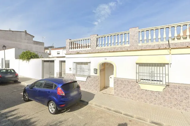 Venta casa en Villanueva del Ariscal (Sevilla) — 2