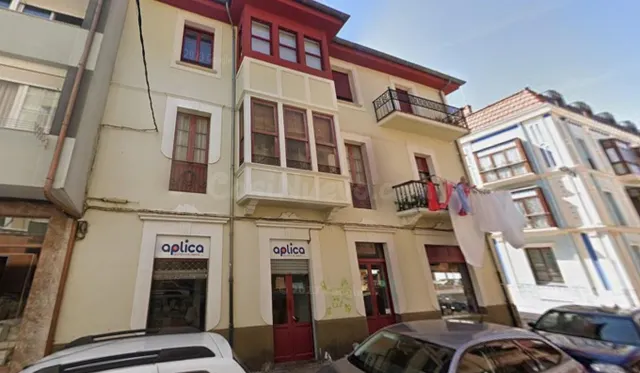 Se vende piso OKUPADO en Calle Rentería Reyes 10 de SantoÑ±a - foto 3