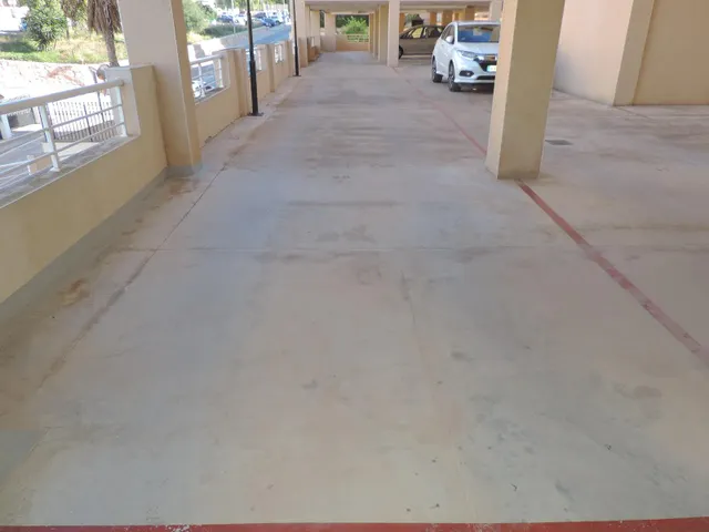 Parking en Altos del Mar — 2