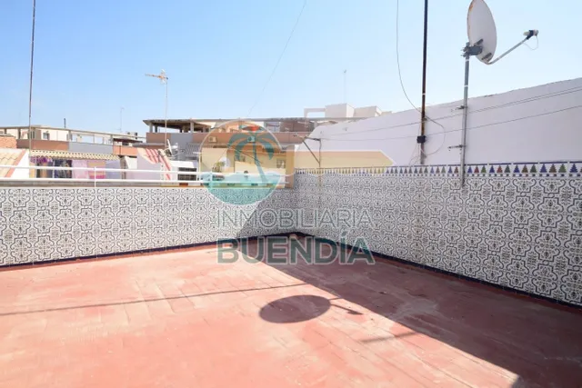 BONITO TRIPLEX CERCA DEL PASEO MARÍTIMO - foto 2