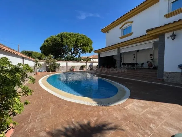 Villa Leman de lujo — 4