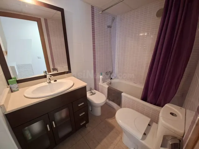 Apartamento todo exterior con parking y trastero. — 4
