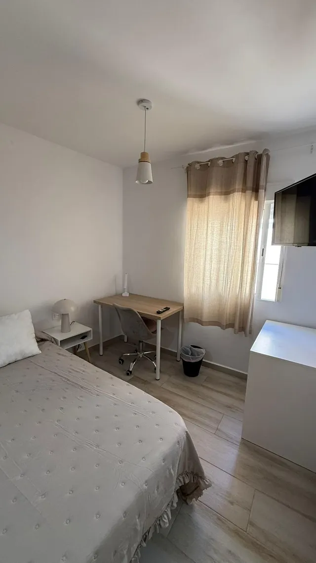 Casa con 8 habitaciones cerca de UCAM — 8
