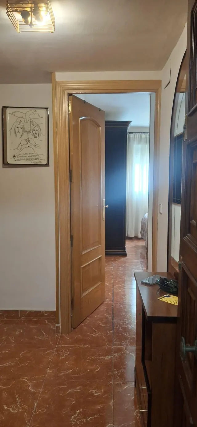PISO DE TRES DORMITORIOS Y DOS BAÑOS A 300 METROS DE LA PLAYA — 18