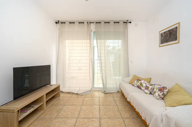 Propiedad con encanto en venta en Tossal Gros con tres villas, piscina privada y potencial infinito — 14