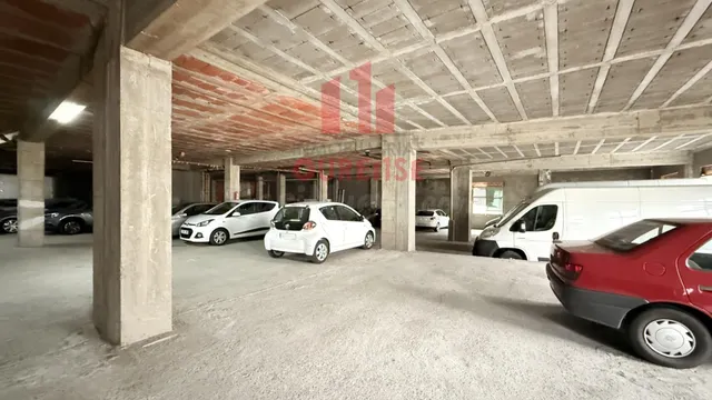 GRAN LOCAL COMERCIAL PRÓXIMO AL CENTRO HOSPITALARIO UNIVERSI - foto 4