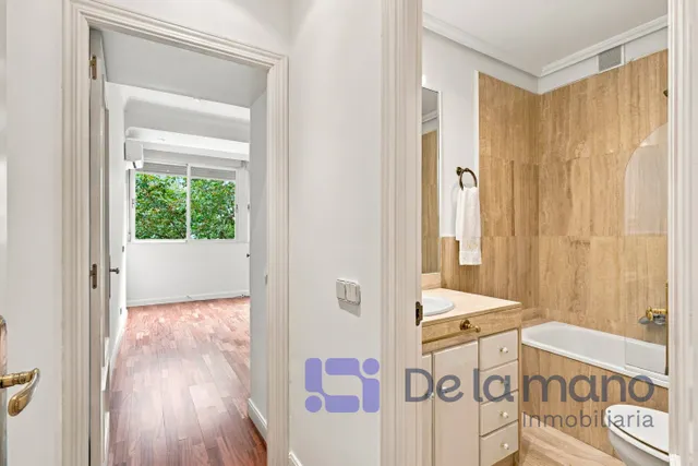 VIVIENDA SEÑORIAL ACTUALIZADA IDEAL PARA PAREJAS CON O SIN HIJOS — 16