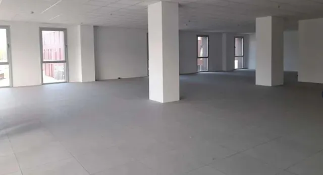 CONJUNTO DE 3 OFICINAS EN LA TORRE DE LA ROSALEDA — 6