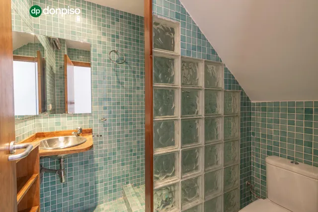 FANTÁSTICO TRÍPLEX EN CÁJAR: UNA VIVIENDA LLEVA DE AMPLITUD Y LUMINOSIDAD — 6