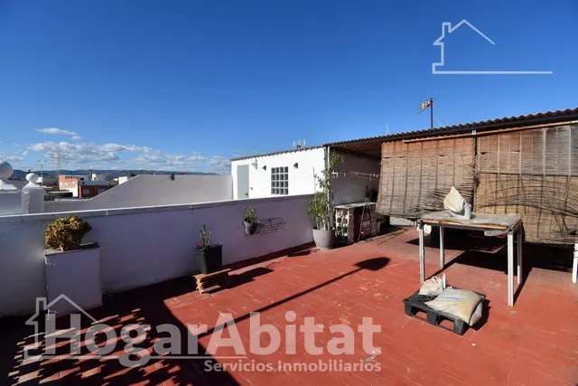 GRAN CASA CON TERRAZA TOTALMENTE REFORMADA — 32