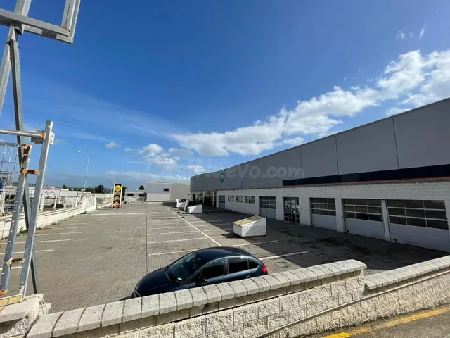 Impresionante Nave Industrial en Venta – Polígono La Menacha - foto 2
