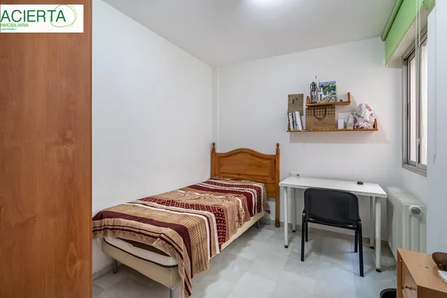 ¡¡Fantástico piso de 7 habitaciones en Bola de Oro!! — 21