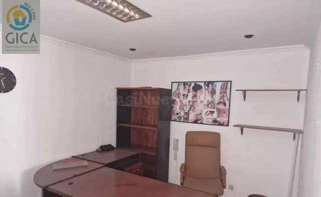 Oficina céntrica en venta y alquiler - foto 4