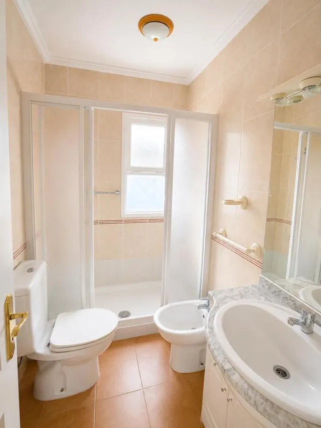 MAGNIFICA VIVIENDA ADOSADA CON PISCINA COMUNITARIA, IDÓNEA PARA SUS DÍAS DE DESCANSO — 11