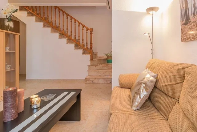 BONITO APARTAMENTO EN TORREVIEJA:3 HAB, 1 BAÑO, 1 ASEO — 7