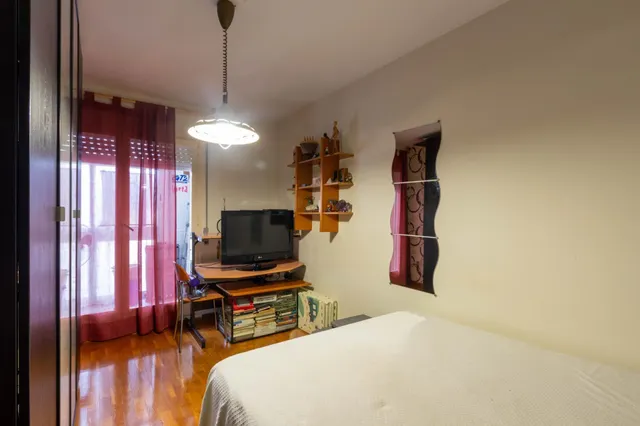Pis de 4 habitacions a frances macià amb molta llum — 16