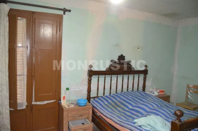 CASA DE PUEBLO  EN VENTA DE 364M2 EN EL VILOSELL — 36