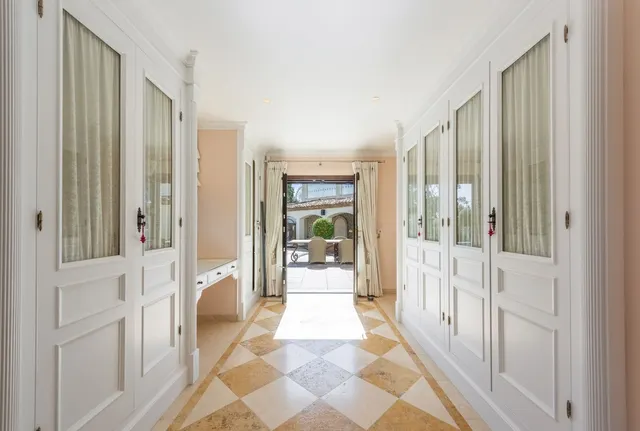 Chalet 6 habitaciones 341m² en venta - Costa Del Sol — 19