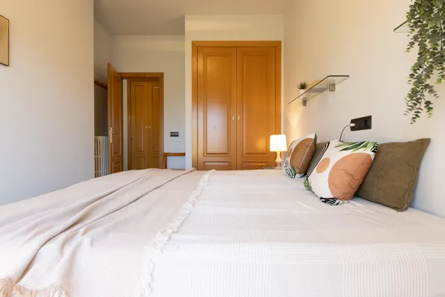 Espectacular Chalet en Mont-Roig del Camp con Piscina y Amplio Jardín — 32