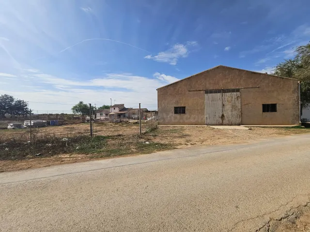 SE VENDE NAVE EN CAMPONUBLA, LAS PALAS.