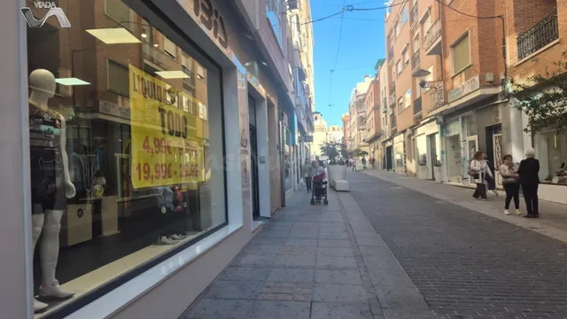 Local comercial 150m² en alquiler - CENTRO — 2