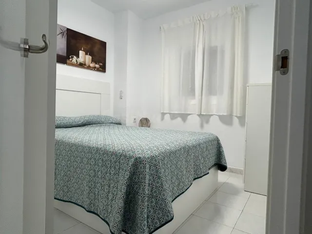Apartamento de Alquiler en Primera Línea de Playa, (Mezquiti - foto 5