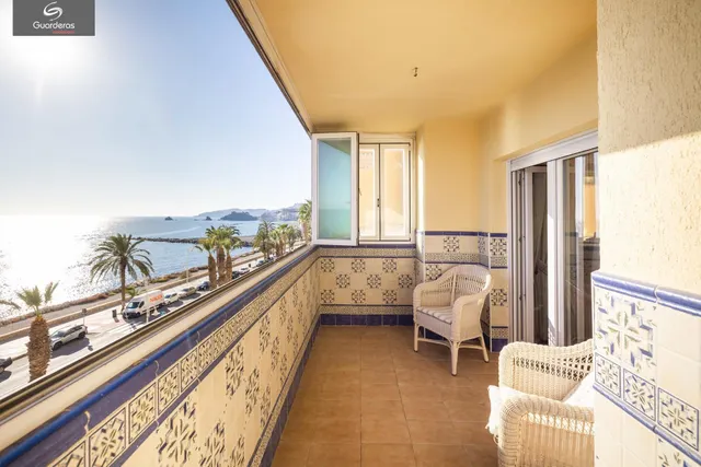 !!Espectacular vivienda en primera linea de playa!! — 2