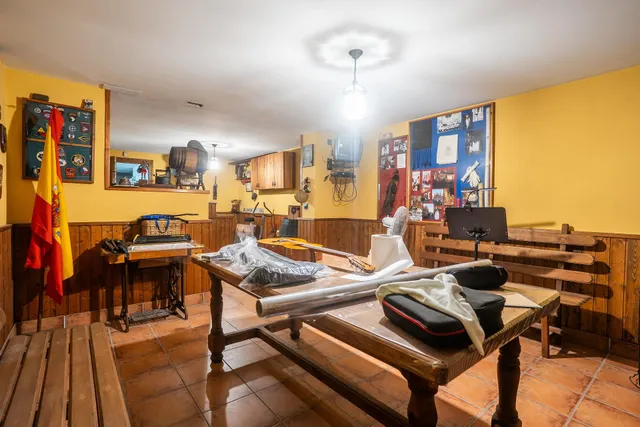 HUERCAL ALMERIA - LOS PINOS: TRIPLEX 4 DORMITORIOS + 3 BAÑOS + GARAJE SOTANO AMPLIO CON BODEGA + PATIO — 49