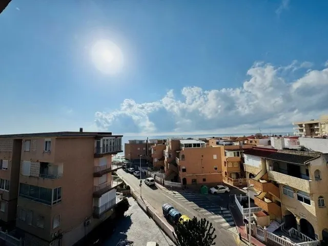 A 100 METROS DE LA PLAYA — 11