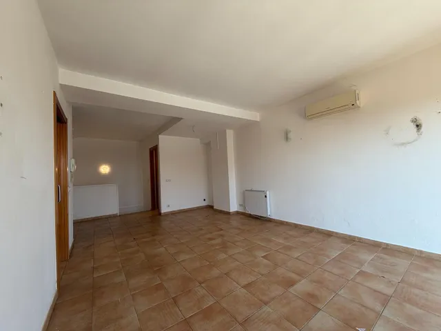 NO ES UNA ALQUILER ANUAL ES UNA COMPRA APLAZADA Tríplex exclusivo con vistas al mar  y a la montaña en Vilamaniscle — 7