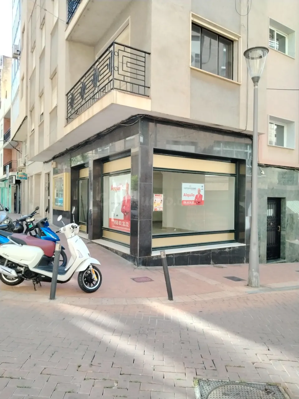 LOCAL COMERCIAL EN EL CENTRO